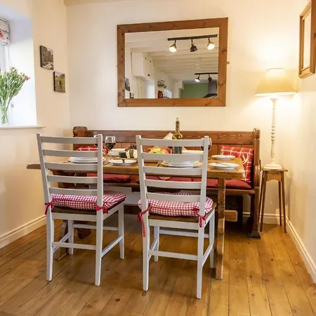 Middehus Tatil Evi Redmire